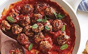Grass-Fed Meatballs In Tomato Sauce